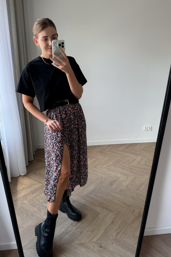 SPÓDNICA WISKOZOWA CZARNA W PUDROWĄ ŁĄCZKĘ VALERIA 2