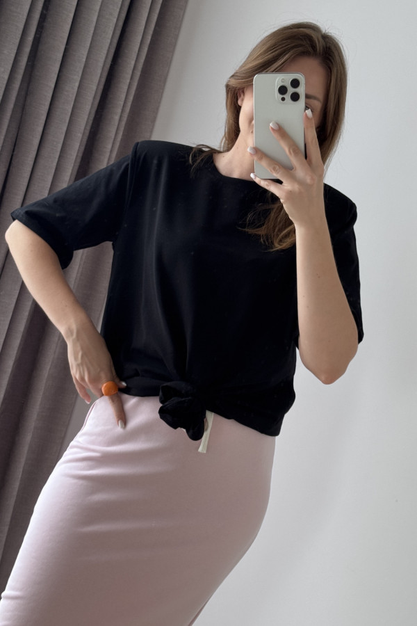 KOSZULKA BAWEŁNIANA Z RÓŻĄ I GUMKĄ DO WŁOSOW CZARNA ROSALINA