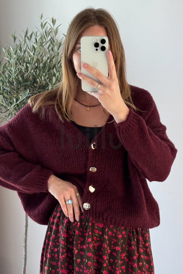 SWETER ROZPINANY BURGUNDOWY PUDEŁKOWY FASON Z OZDOBNYM GUZIKIEM LUKRECJA 5