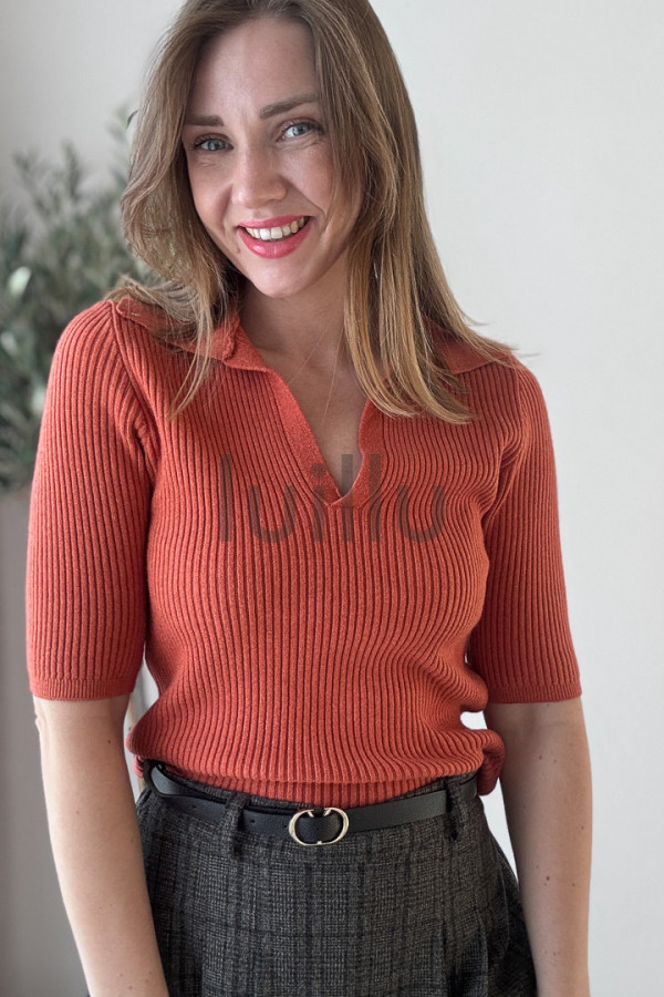 SWETER CYNAMONOWY NA KRÓTKI RĘKAW POLO 4