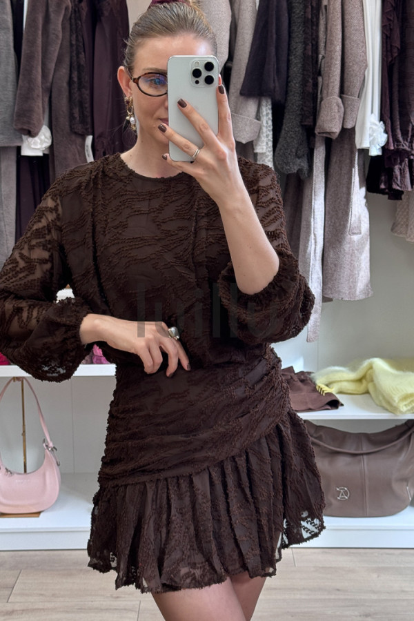 SUKIENKA Z CZEKOLADOWEJ KORONKI MISS 4