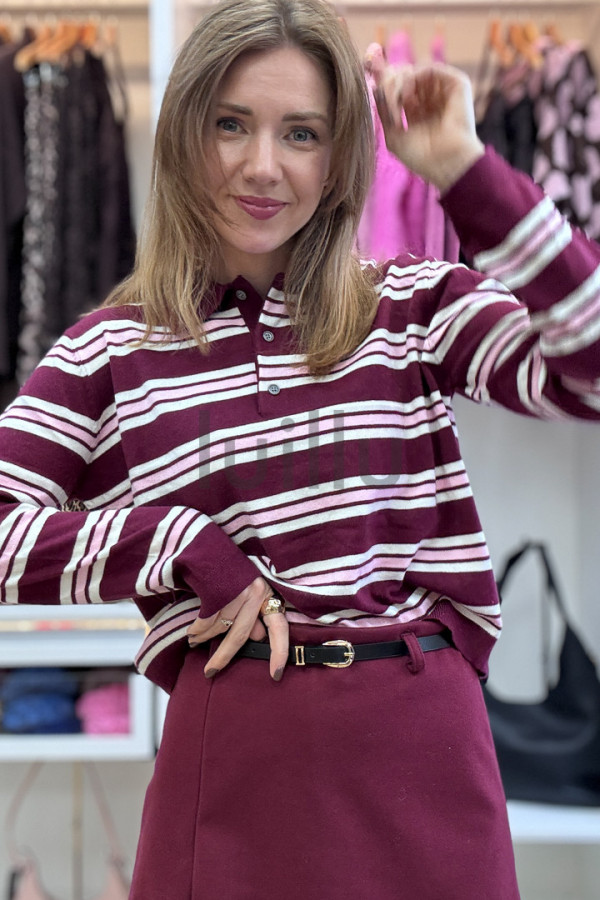 SWETER Z WEŁĄ W BURGUNDOWE PASKI